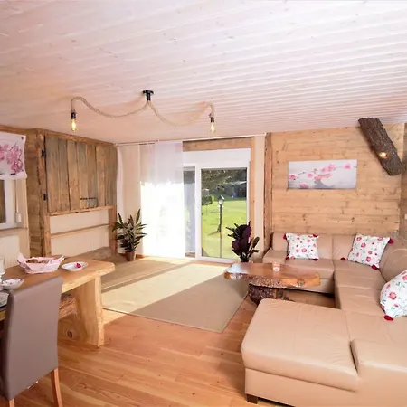 Oybiner Blockhaus Und Ferienwohnungen Hain  Buitenkant foto