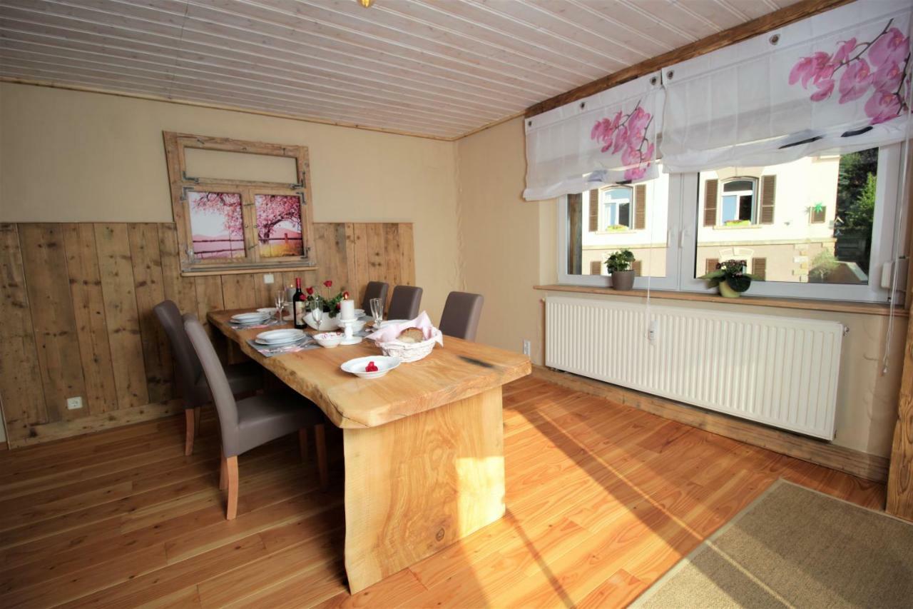 Oybiner Blockhaus Und *